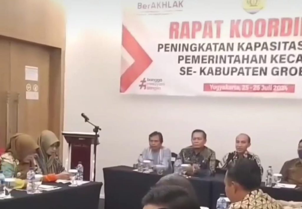 Sekda Grobogan Ingatkan Camat Pentingnya Pelayanan Prima dan Kepatuhan Terhadap Tata Naskah Dinas.